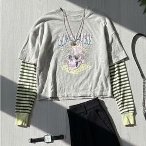 EMPYRE Women’s Trippy Striped Graphic Tee